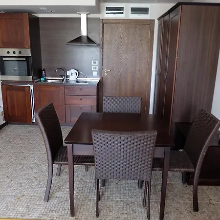 Апартамент In Royal Beach