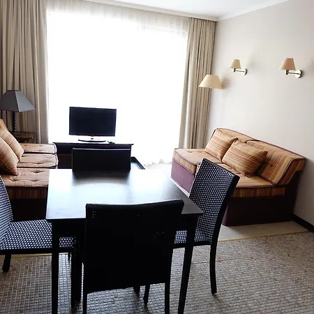 Апартамент In Royal Beach *